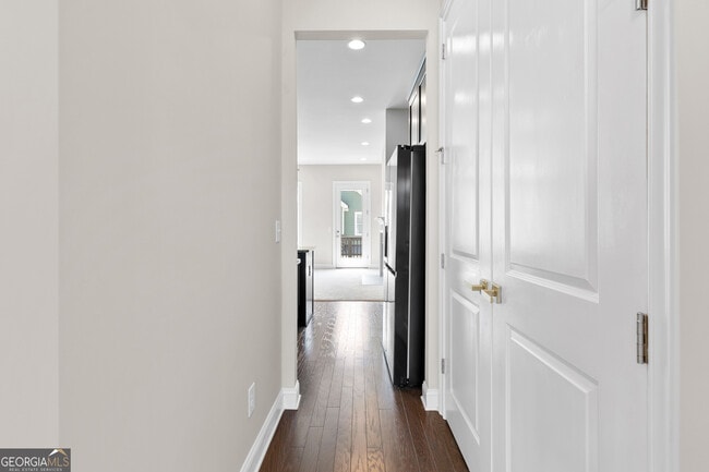 Building Photo - 1954 Summit Trace Cir NW