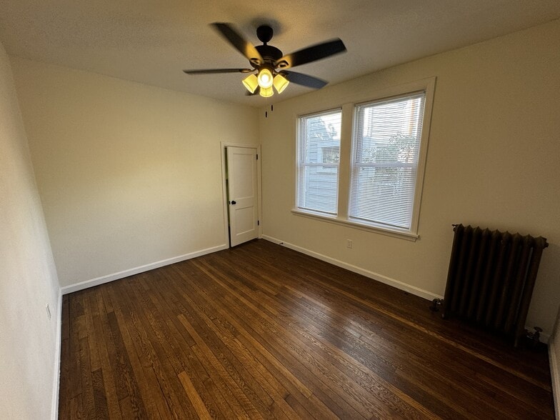 Building Photo - 2975 Belrose Ave