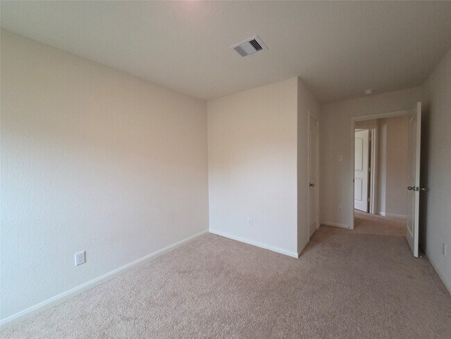 Building Photo - 24013 Wilde Dr