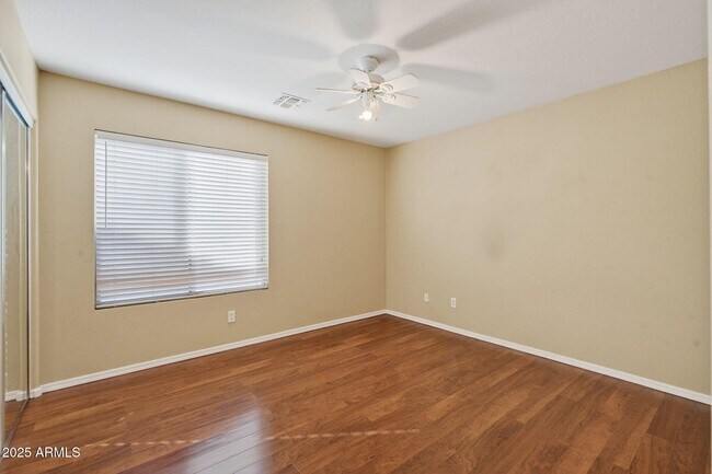 Building Photo - 8611 W Alex Ave