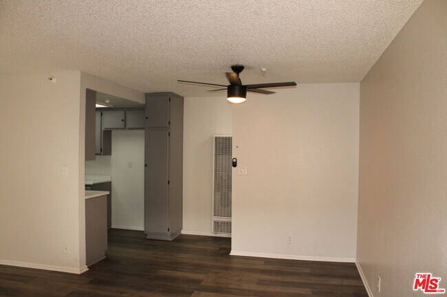 Building Photo - 12100 Birch Ave