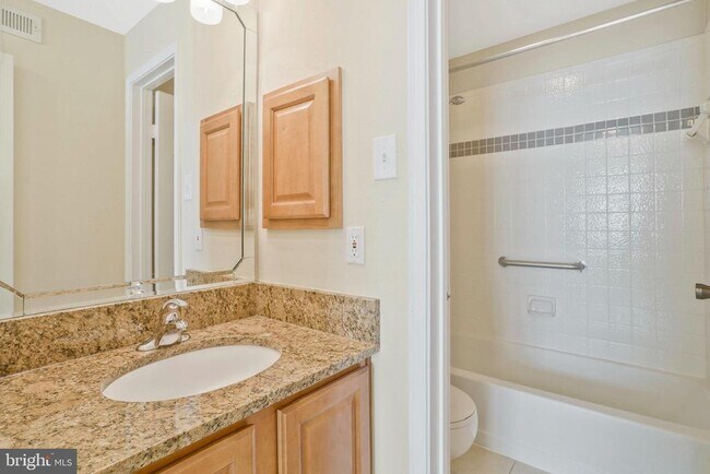 Building Photo - 3315 Wyndham Cir