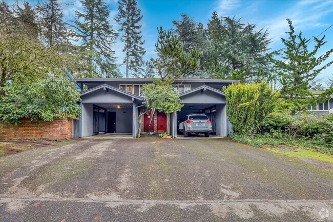 Building Photo - 108 108th Ave SE