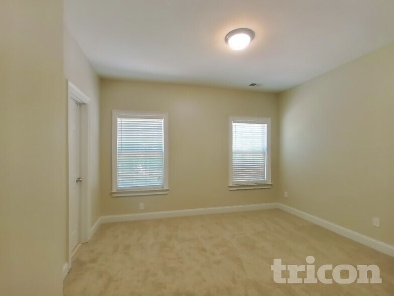 Building Photo - 400 Tomohawk Trail Mcdonough GA