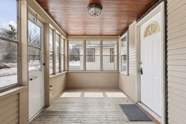 Building Photo - 1119 Matilda St