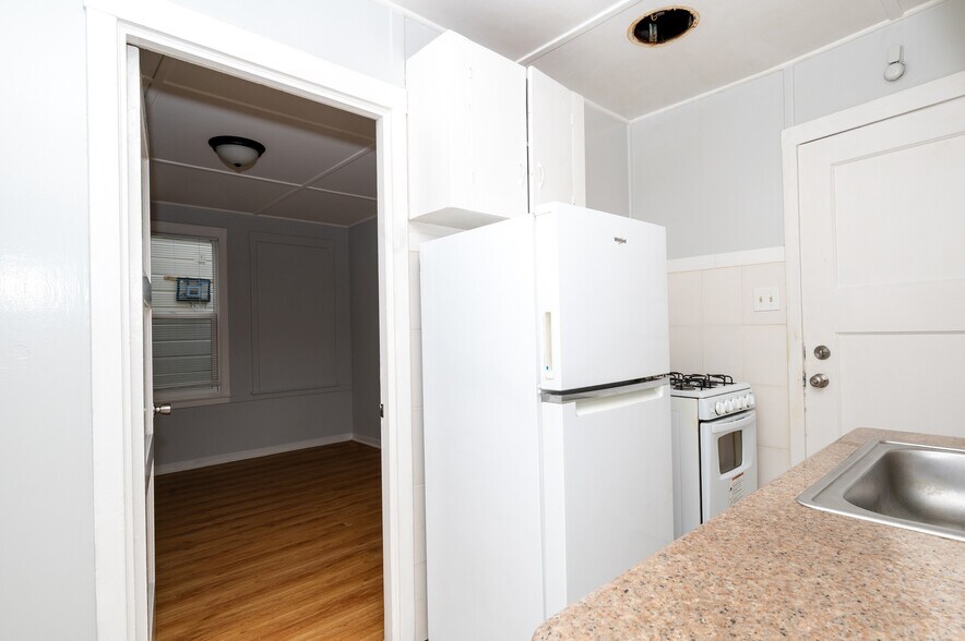 Building Photo - 3102 California St