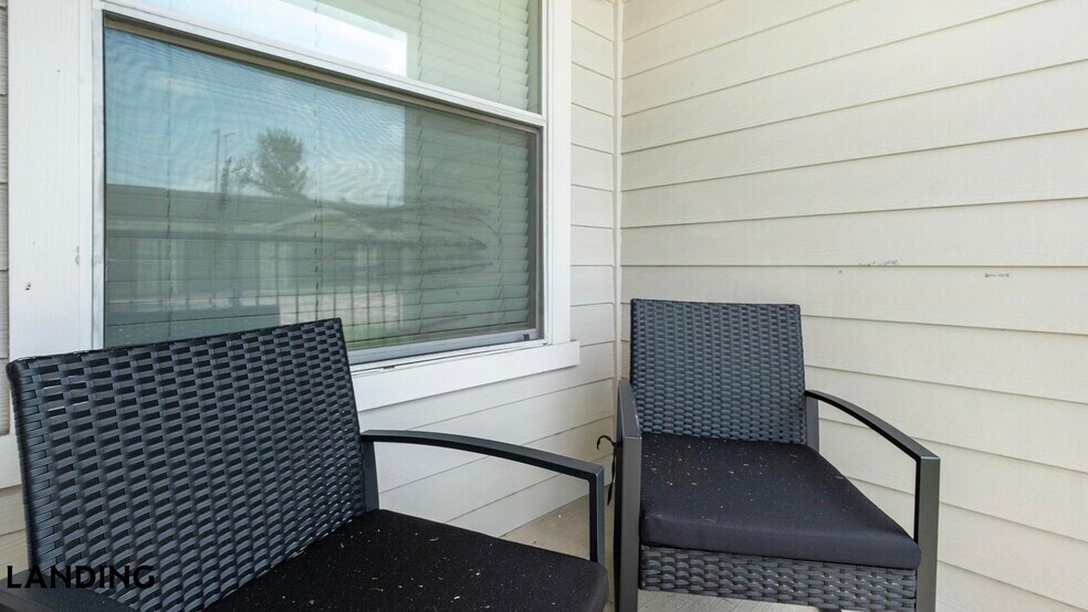 Building Photo - 14807 Woodland Hills Dr