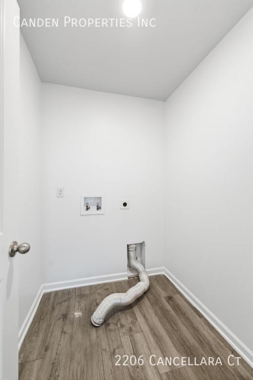 Building Photo - 2206 Cancellara Ct