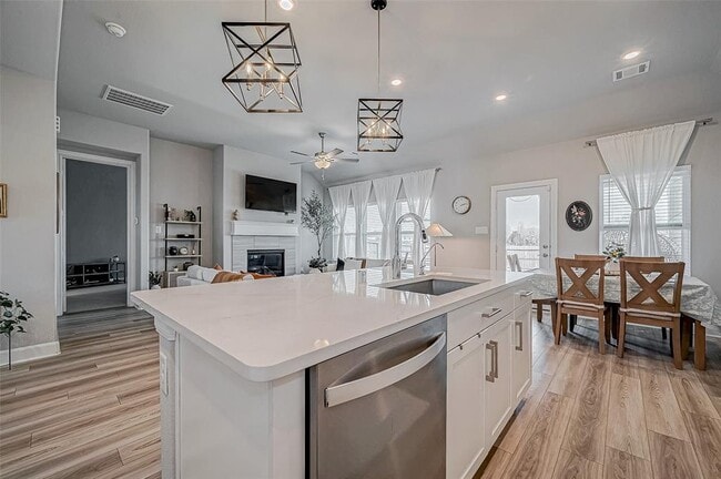 Building Photo - 21450 Petherton Dr