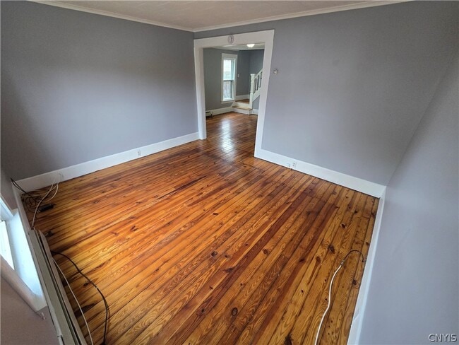 Building Photo - 121 West End Dr