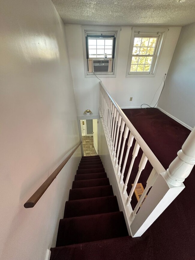 Building Photo - NEW RENTAL LISTING - NO HUD NO SECTION 8