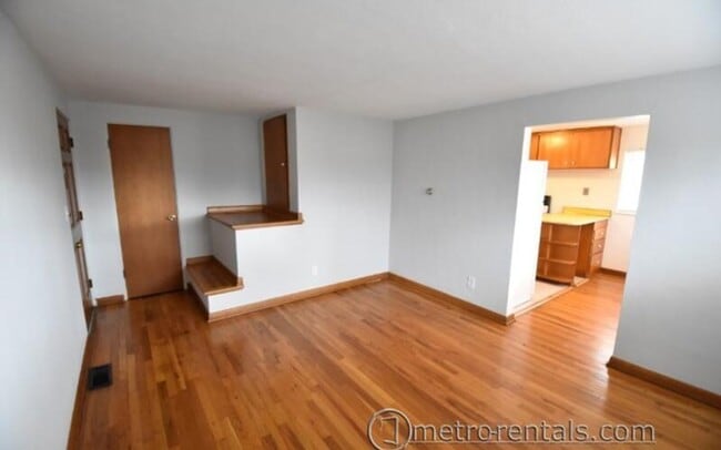 Building Photo - 2686-2688 Hibbert Avenue