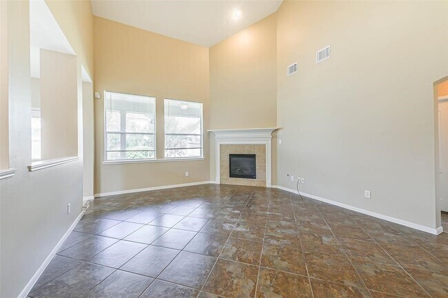 Building Photo - 14122 Austin Hollow Ct