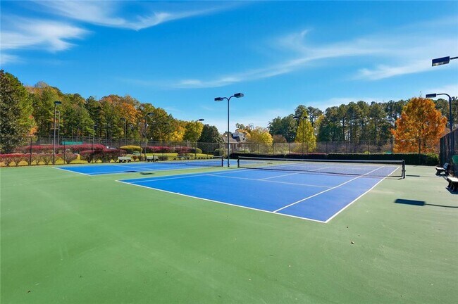 Building Photo - 405 Chadwick Cmns