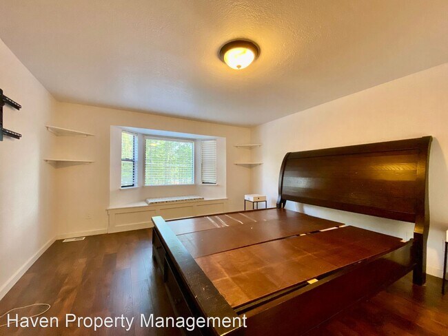 Building Photo - 3 br, 2.5 bath House - 28803 184th Pl Se