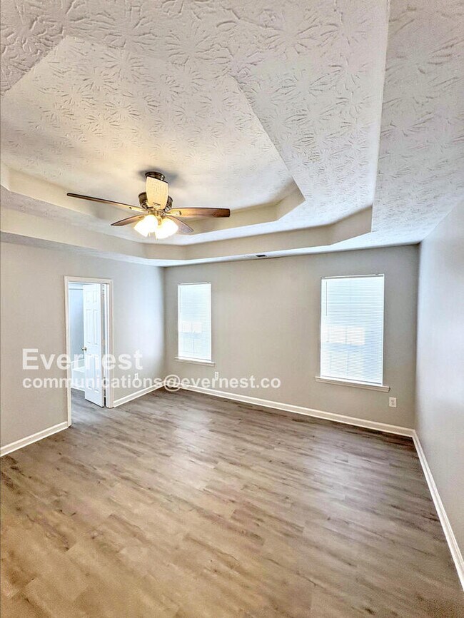 Building Photo - 305 Renee Dawn Ct