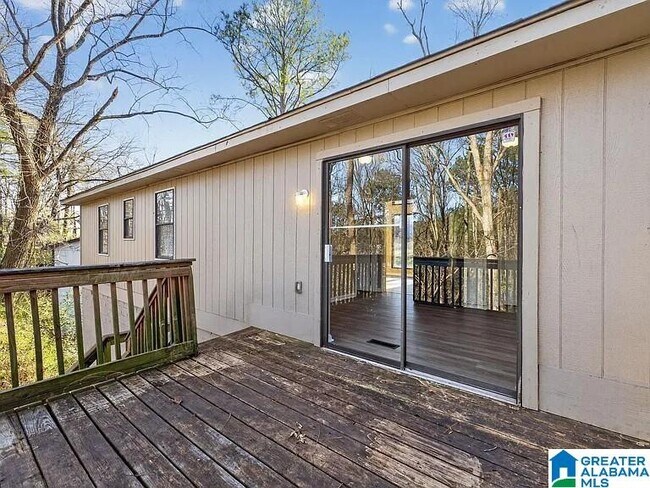 Building Photo - 3031 Apple Valley Ln