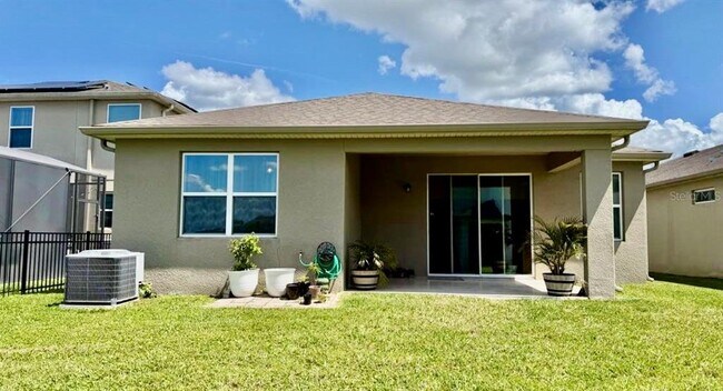 Building Photo - 1806 Blissful Dr