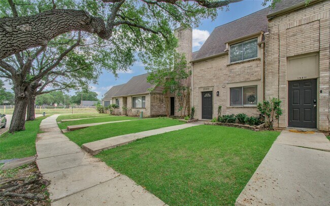 Building Photo - 15309 Kingfield Dr