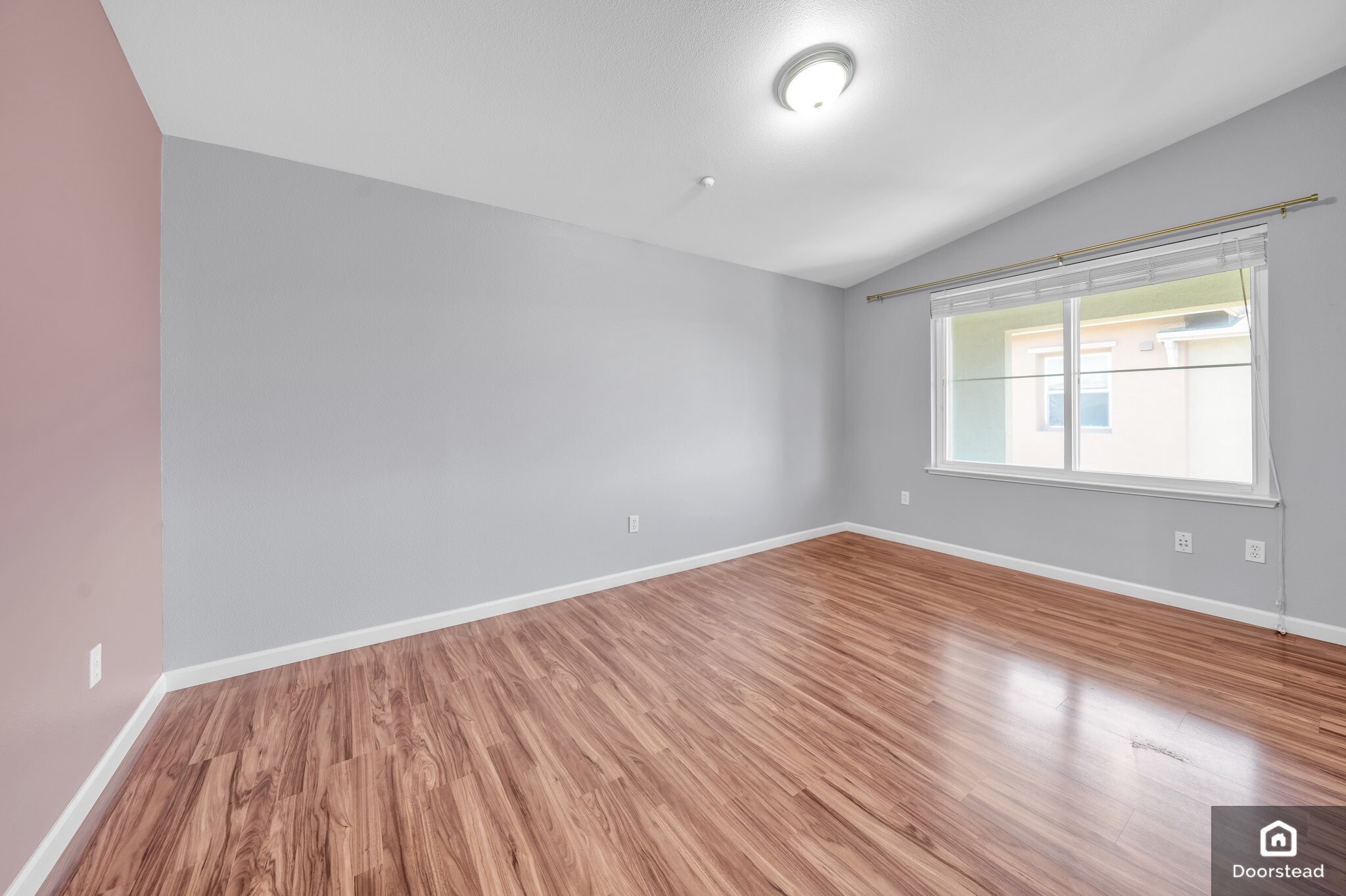 Building Photo - 955 Pavilion Loop