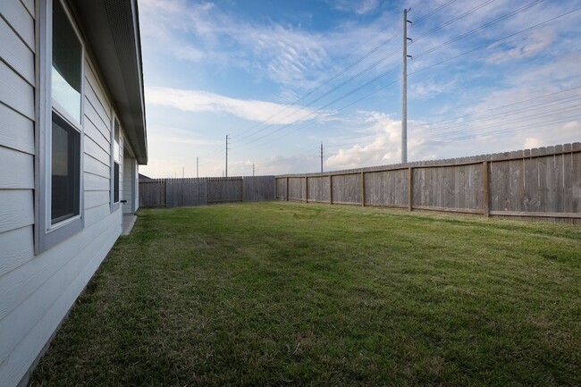 Building Photo - 31514 Avebury Lake Ln