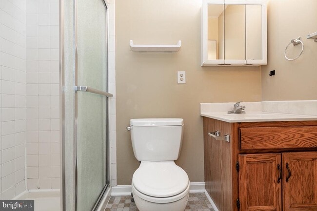 Building Photo - 6580 Lochleigh Ct