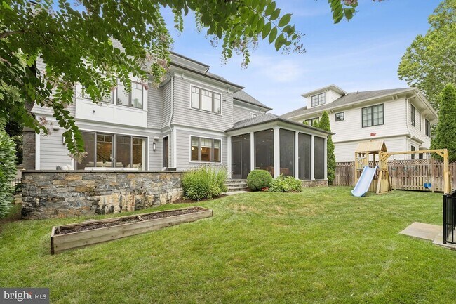 Building Photo - 5120 Wessling Ln