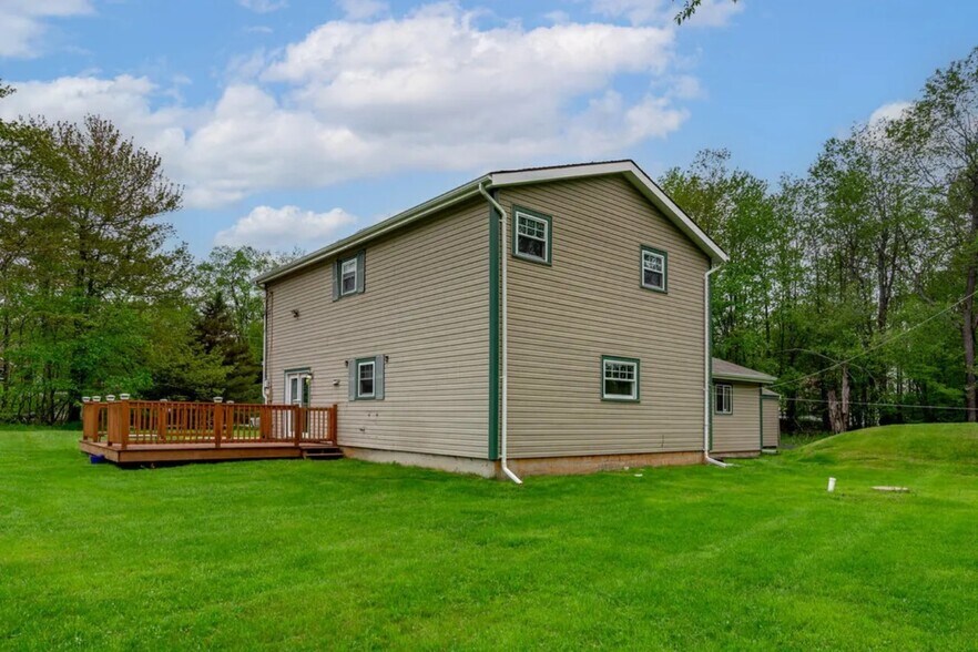 Building Photo - 644 Glen Circle Dr