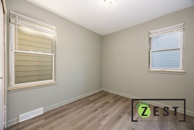 Building Photo - OPEN HOUSE 1/22! 2PM-2:30PM! Beautiful house!!!!