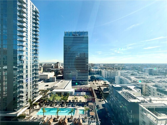 Building Photo - 1155 S Grand Ave