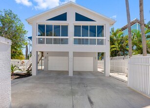 Building Photo - JUST REDUCED- $500 OFF FIRST MONTHS RENT!