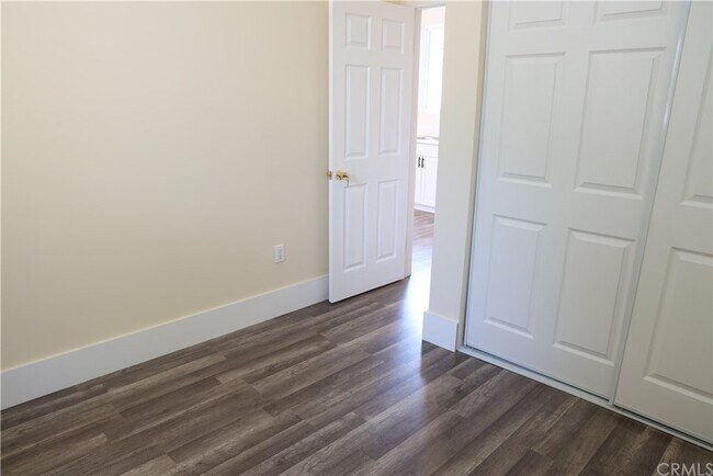 Building Photo - 11598 Cranston Ave