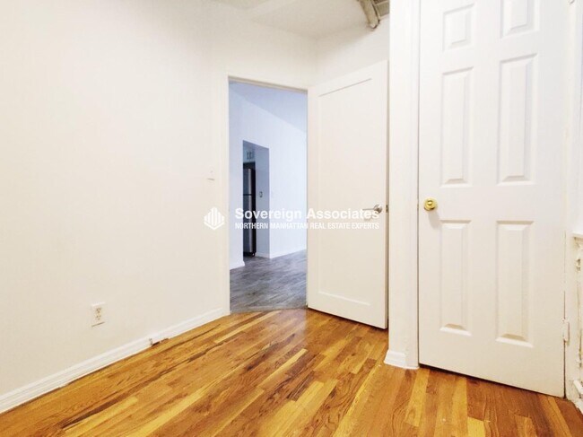 Building Photo - 188 Claremont Ave