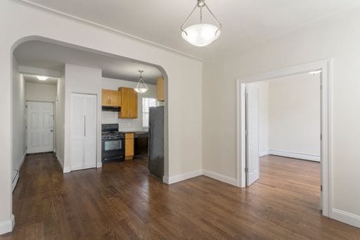 Building Photo - 251 Beacon Ave