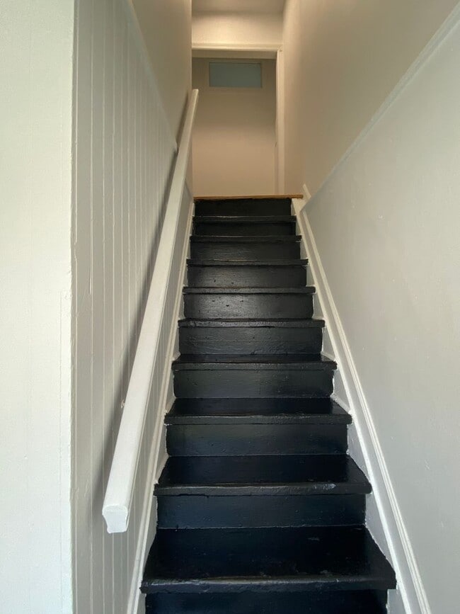 Building Photo - 1020 Sewall Ave