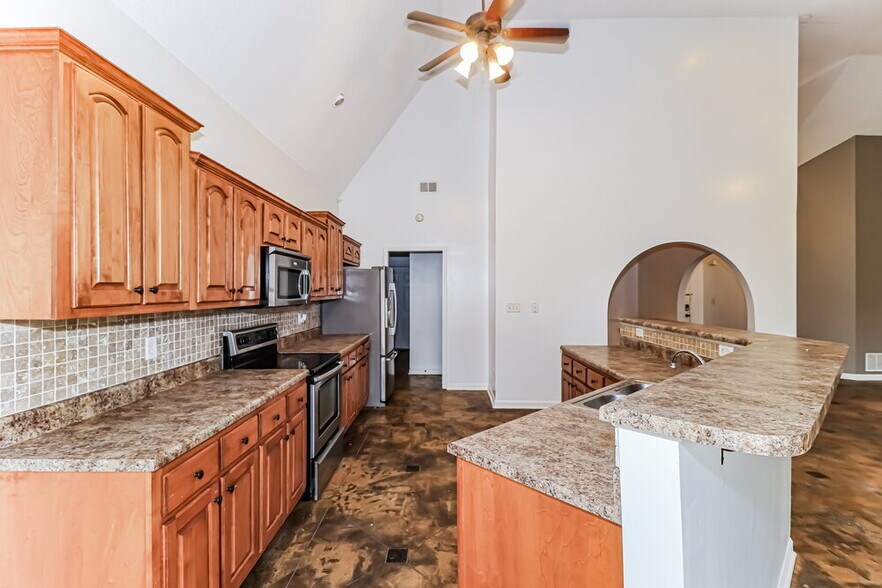 Building Photo - 5432 Milton Ridge Dr