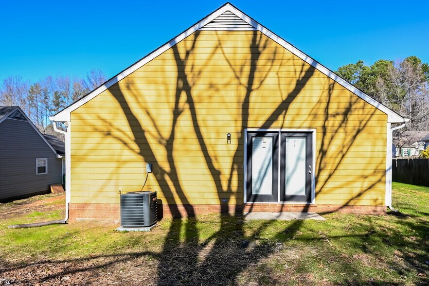 Building Photo - 6124 Sunbridge Ct