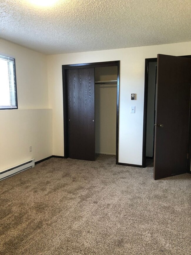 Building Photo - 15102-15104 E Rich Ave