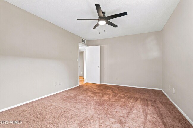 Building Photo - 7849 N 49th Ave