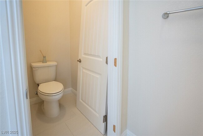 Building Photo - 9419 Sparkling Wing Ct