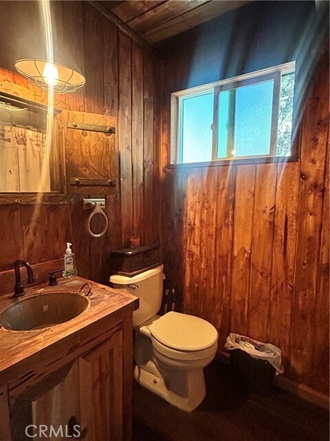 Building Photo - 32744 Encina Dr