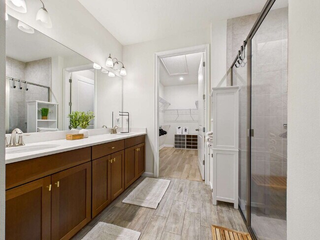 Building Photo - Relax and Unwind in This Beautiful Arboretum Condo Near Downtown Naples – 3-Month Minimum Rental