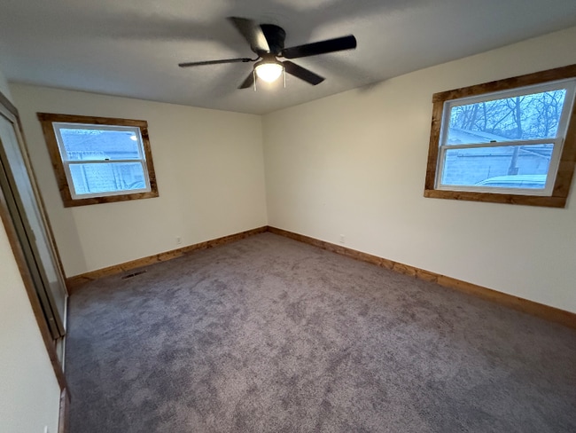 Building Photo - 517 Milliken Rd