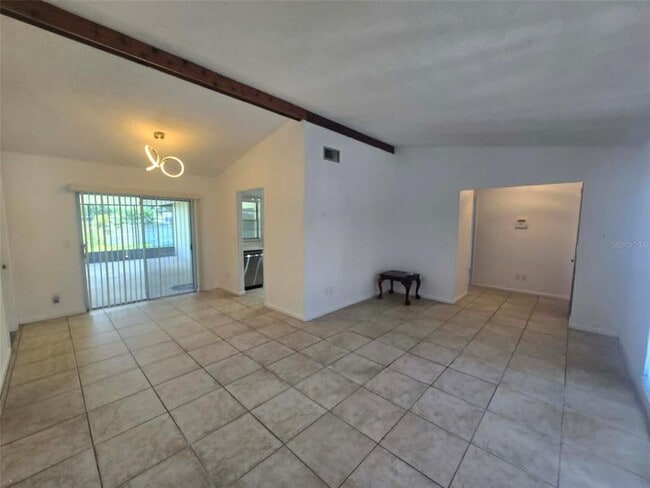 Building Photo - 12412 Cardiff Dr