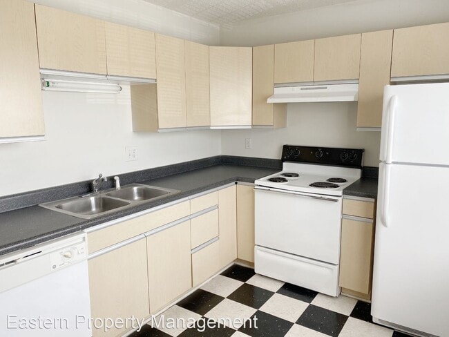 Building Photo - 2600 Cypress View Dr