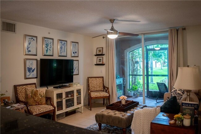 Building Photo - 4828 U.S. 441 Apt #8102, Coconut Creek, FL...