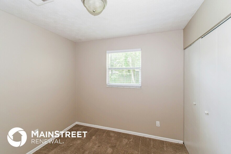 Building Photo - 6505 Parvin Dr