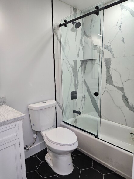 Building Photo - 90 Shrewsbury Ave