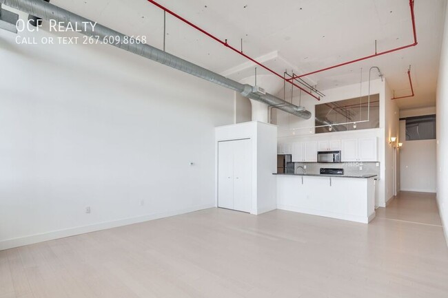 Building Photo - 720 N 5th St