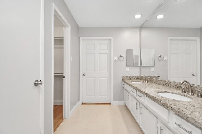Building Photo - 2514 Trailside Ct